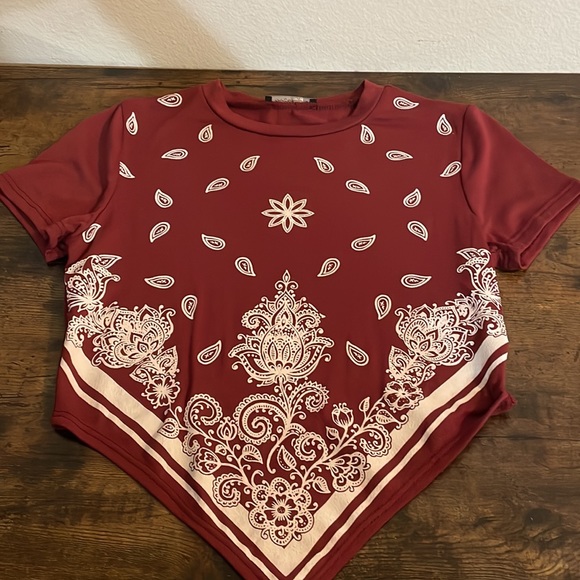 Handkerchief Style Short Sleeve Crop Top * Burgundy *‎ Papermoon * Size Small - Picture 8 of 14